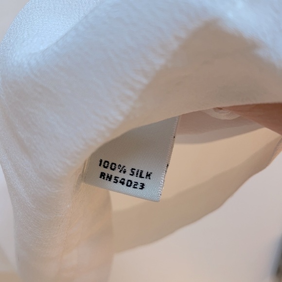 Banana Republic silk striped tee - Picture 4 of 6